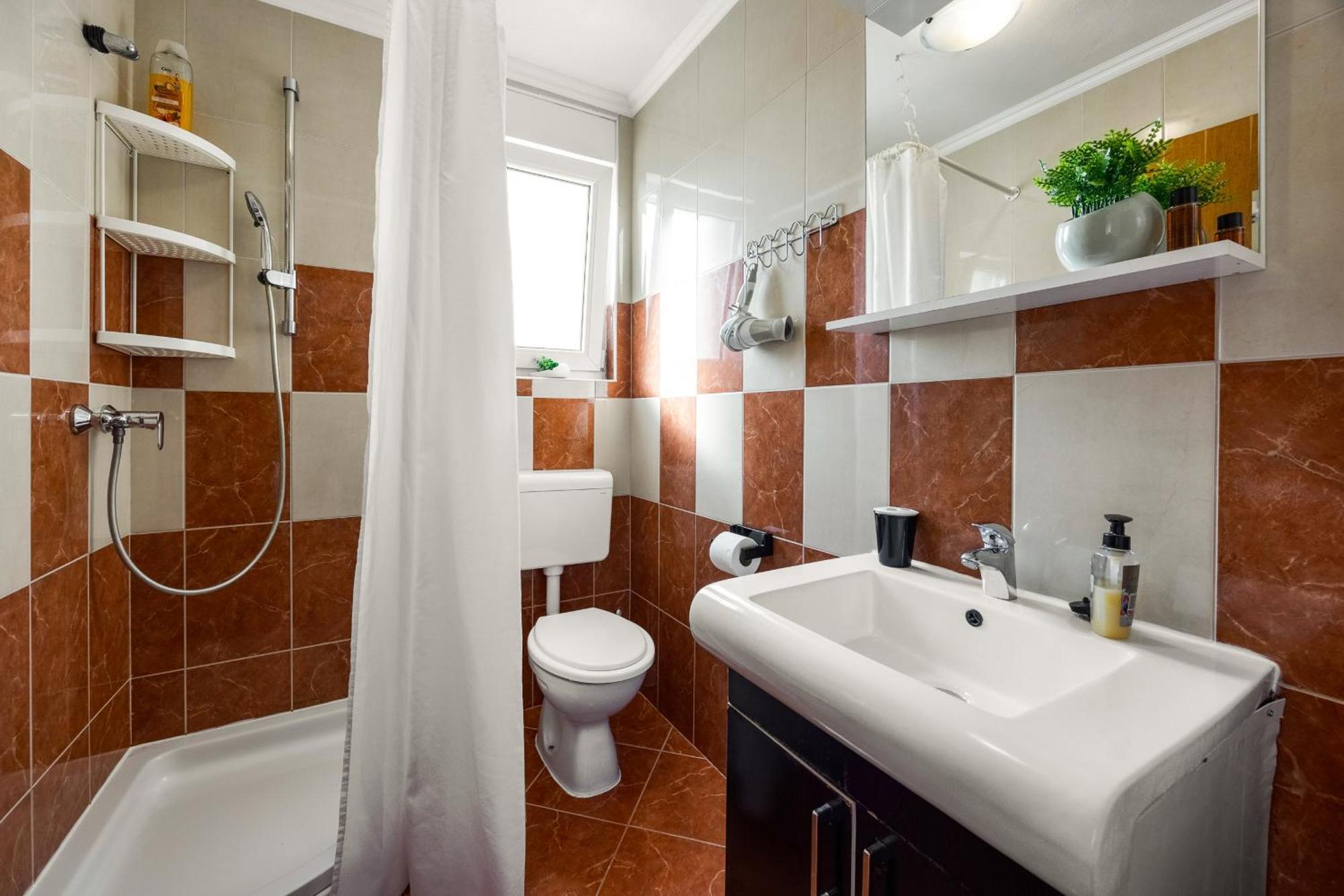 Apartments Mijic Medulin Bagian luar foto