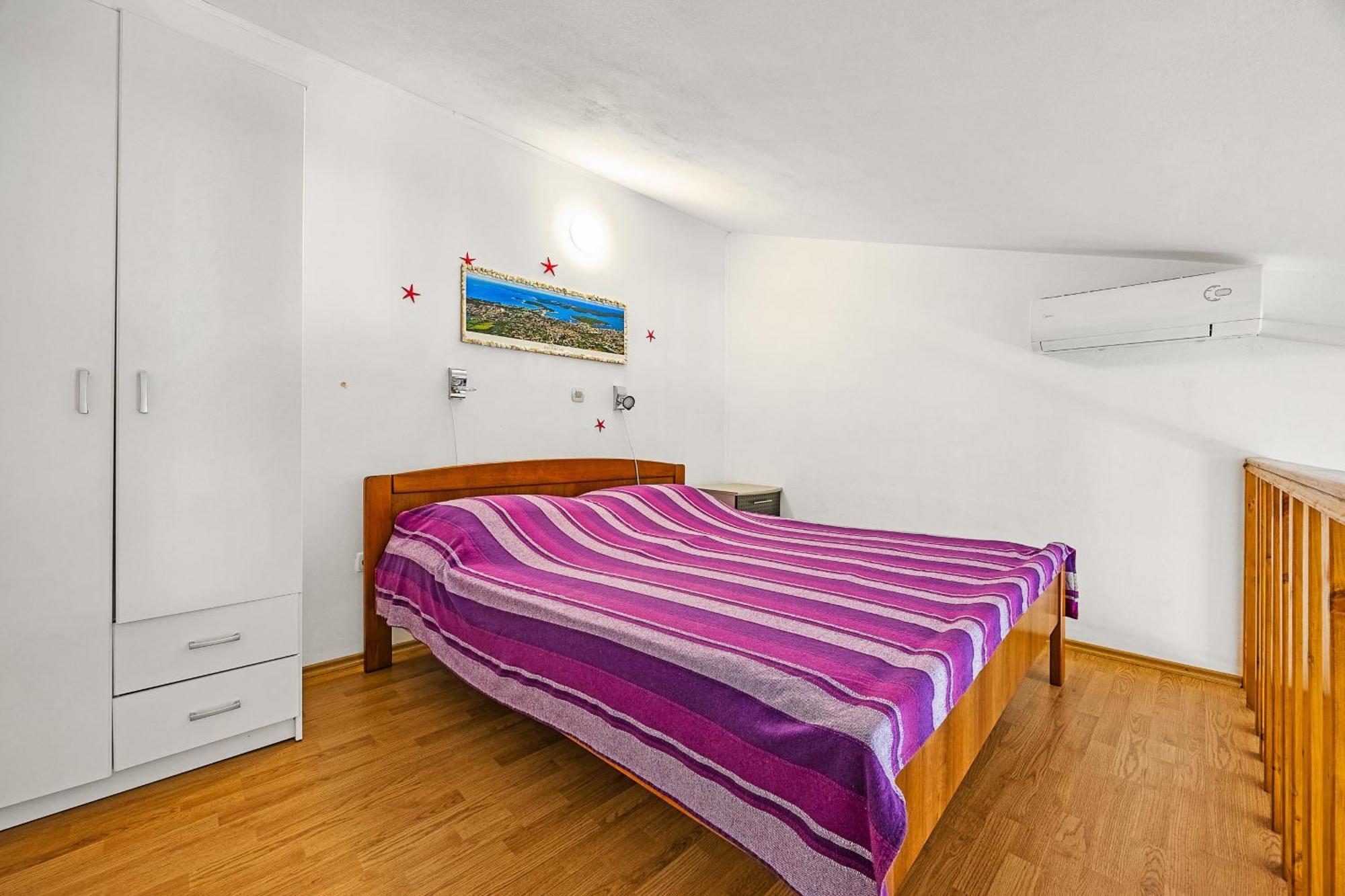 Apartments Mijic Medulin Bagian luar foto